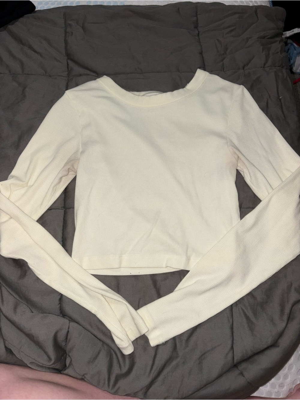 PINK Victoria's Secret Cream Ribbed Long-Sleeve Crop Top